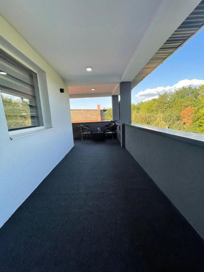 Ammirevole Ravne Apartments ヴィソコ エクステリア 写真